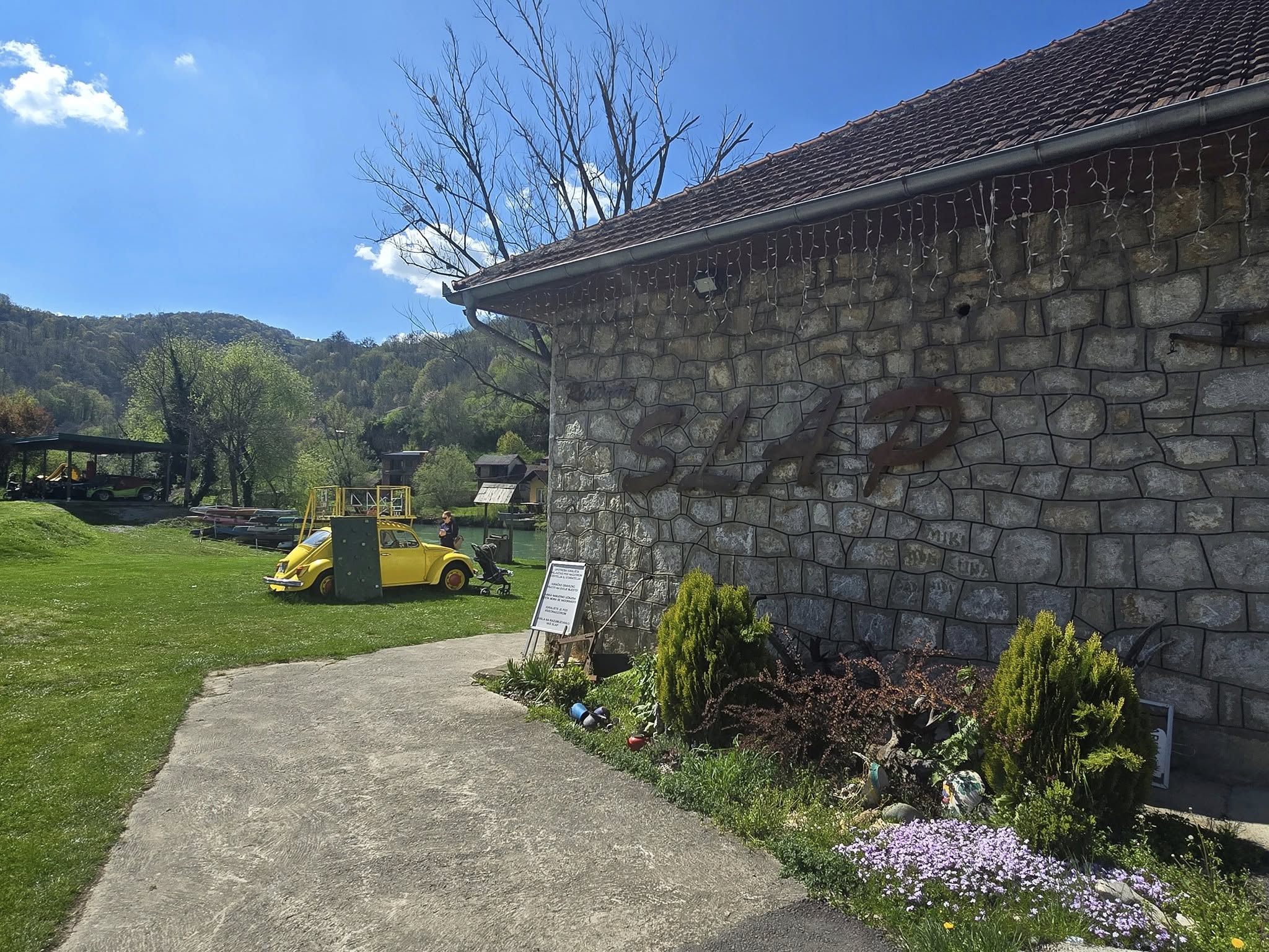 Slap Restaurant - halal restaurant in Banja Luka serving traditional Bosnian cuisine